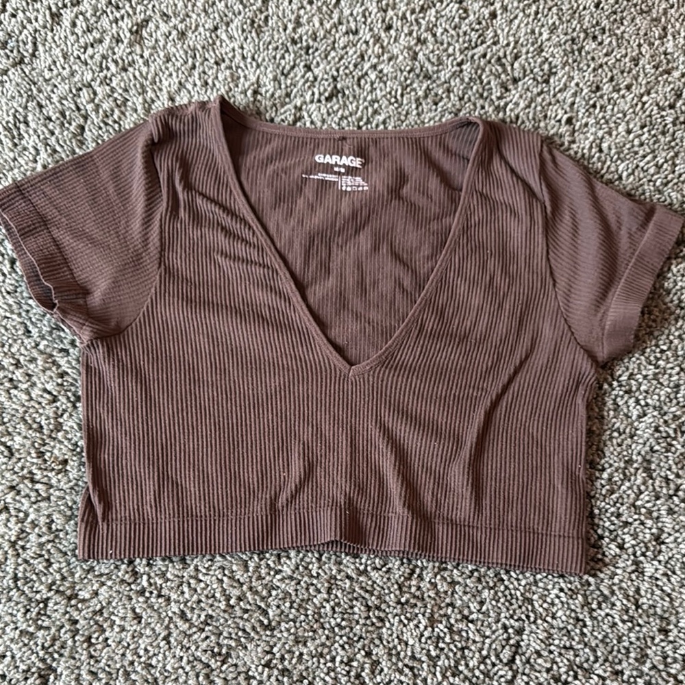 Garage Brown Fitted Crop Tee